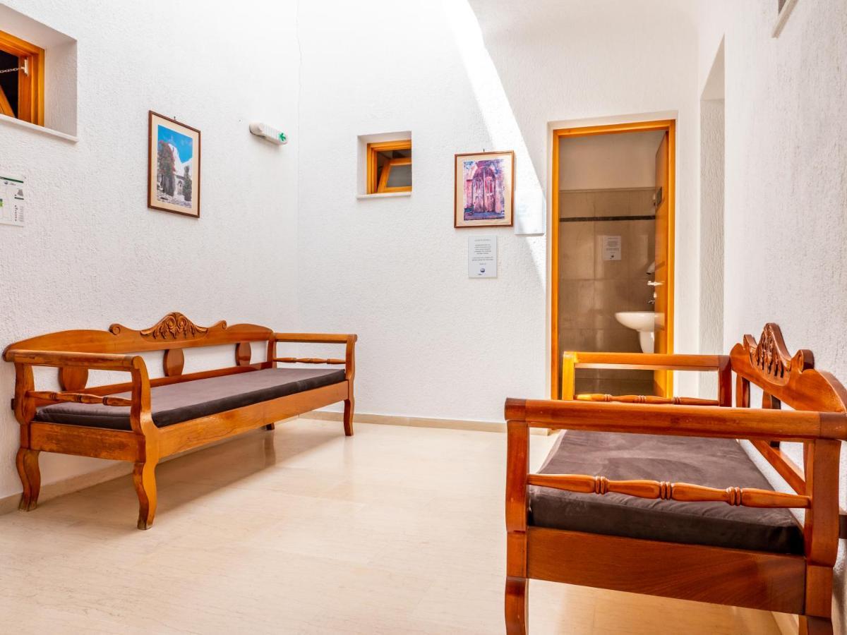 Alikes & Aparthotel 4*