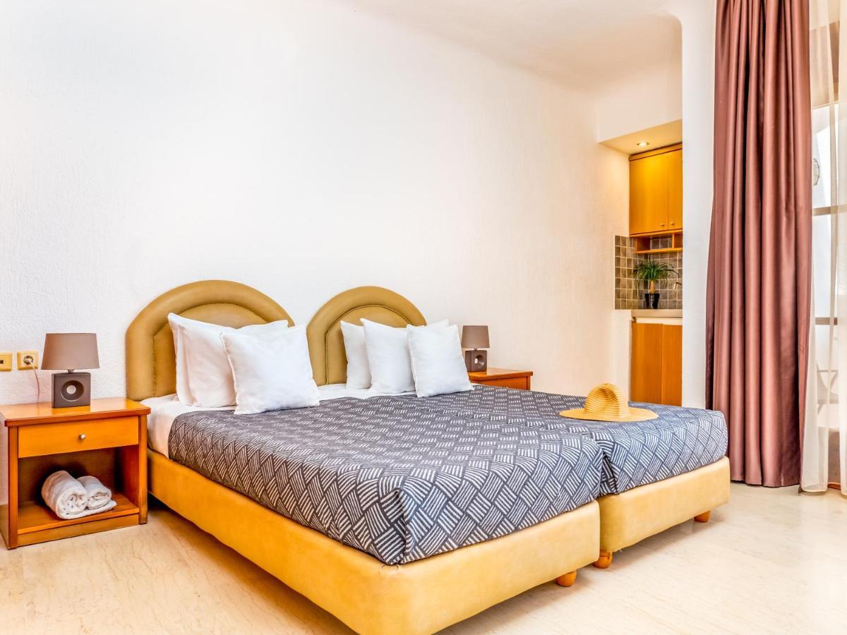 Aparthotel Alikes &