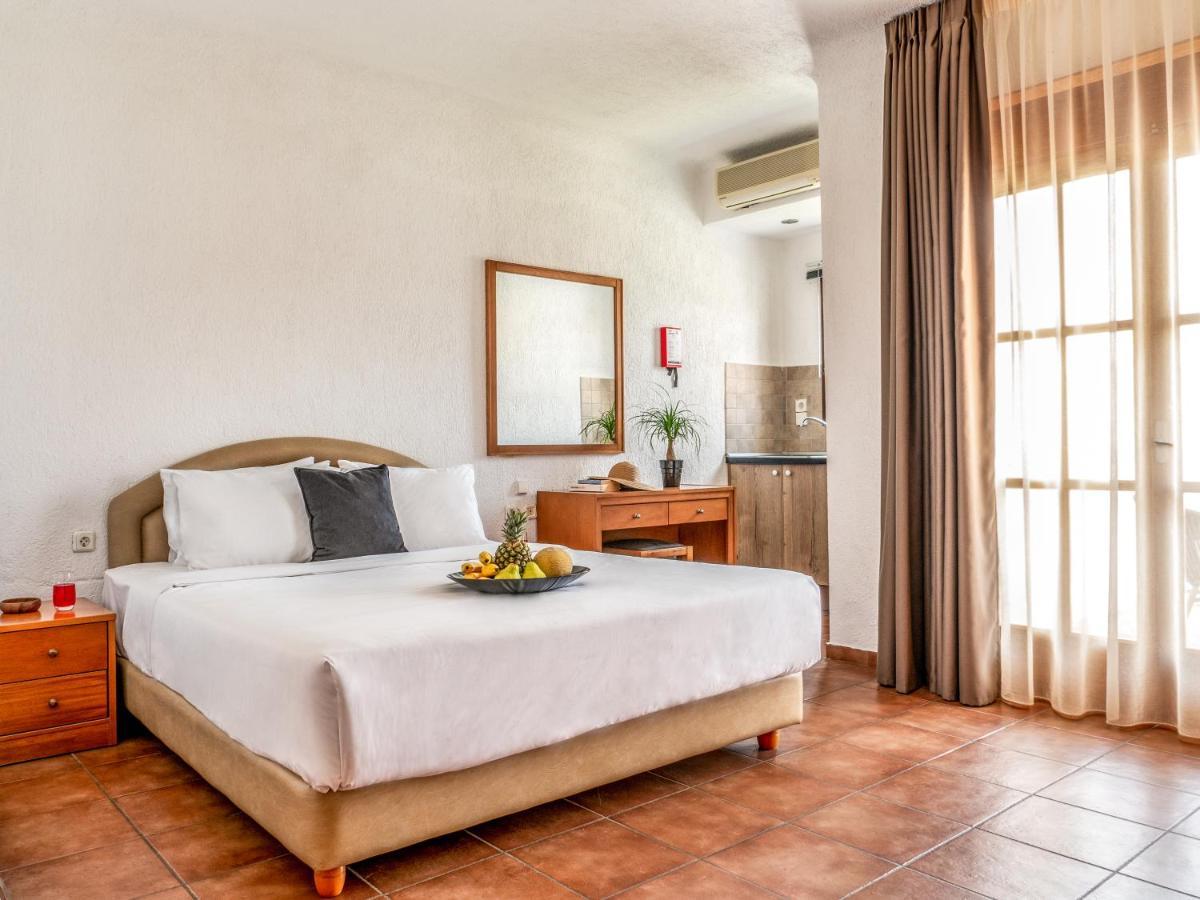 Aparthotel Alikes & Elounda